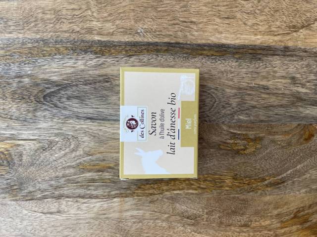 Savon solide au lait d